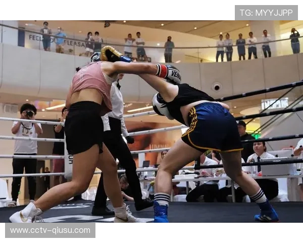 拳击赛事转播采用立体声制作 提升观众听觉体验 拳击赛事转播采用立体声制作 提升观众听觉体验